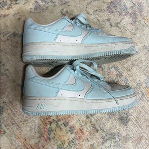 Nike Air Force 1 Low Women’s Size 6 White Light Blue Leather Sneakers
